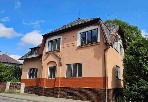 Zákazníkem vložená fotografie domu Vizualize Rekonstrukce domu, Návrh Před a Po, Rychlý návrh za pár korun